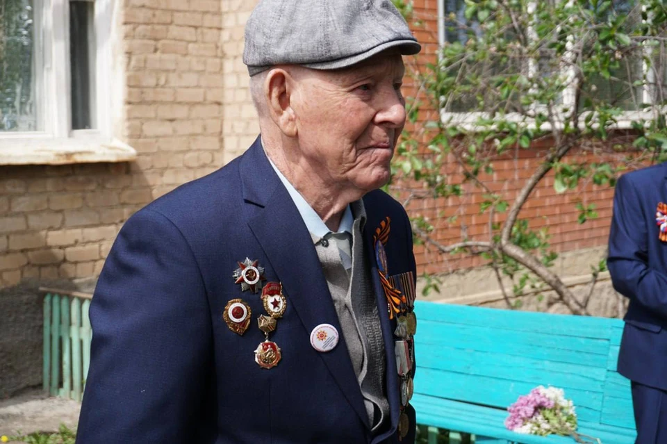 На его долю выпало много испытаний: война, а потом восстановление страны в послевоенные годы, тяжелый труд. Фото: администрация Бузулука