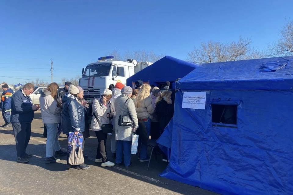 В Энгельсе развернули оперативный штаб после атаки беспилотников ВСУ. Фото: Telegram-канал Максима Леонова