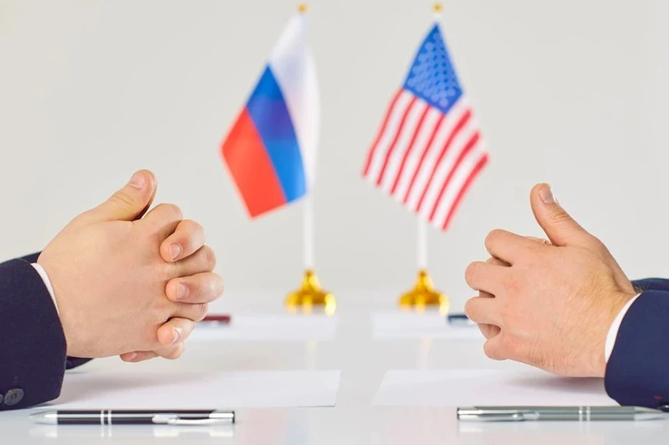 Делегации РФ и США ушли на третий перерыв в ходе консультаций в Эр-Рияде