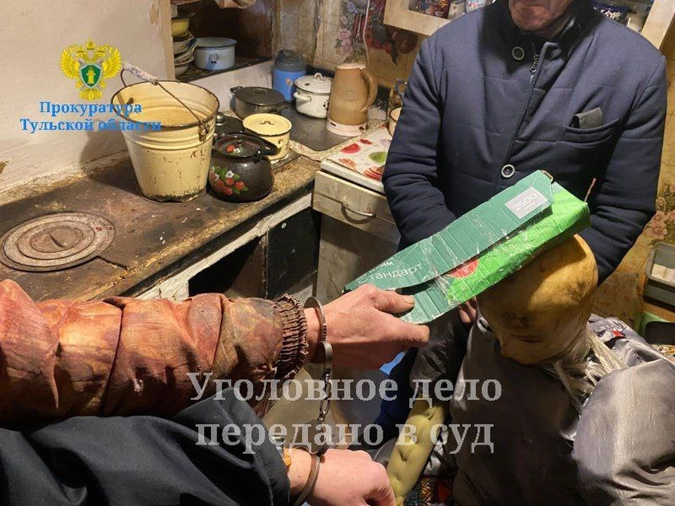 Мужчина забил деревяшкой сожительницу из-за ее пьянства в Богородицке Тульской области