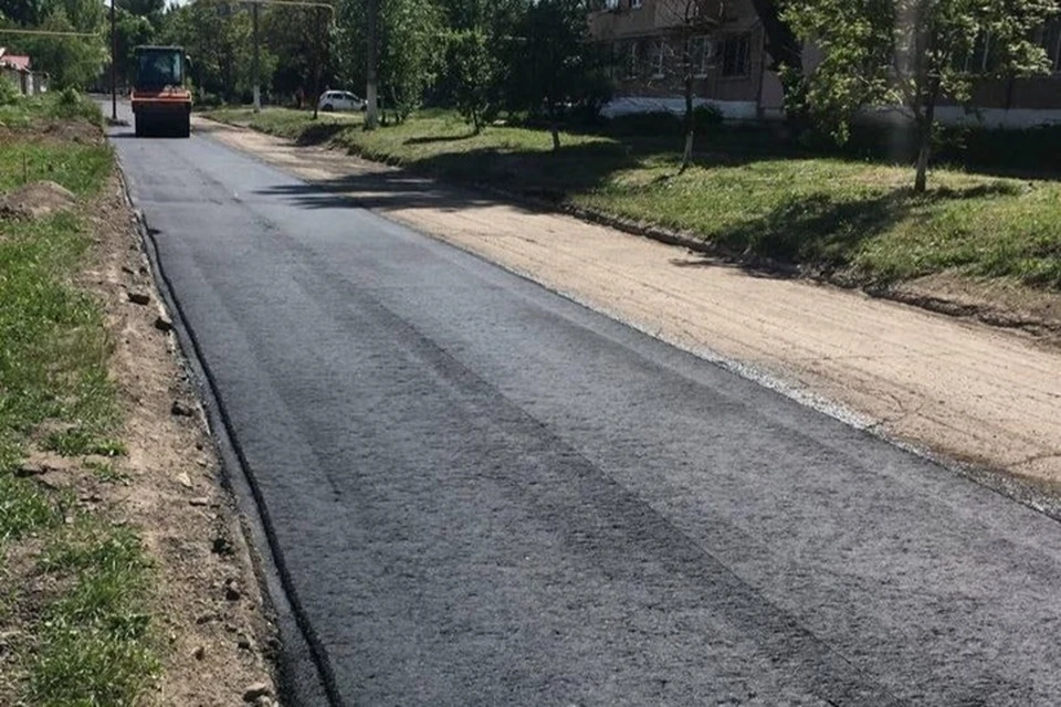 В Ждановке отремонтируют три участка муниципальных дорог. Фото: Минтранс ДНР