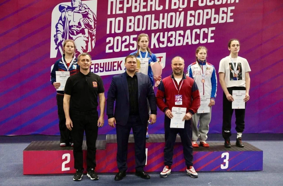 Сражались более 250 сильнейших спортсменок из 68 регионов. Фото: t.me/rezni4enko