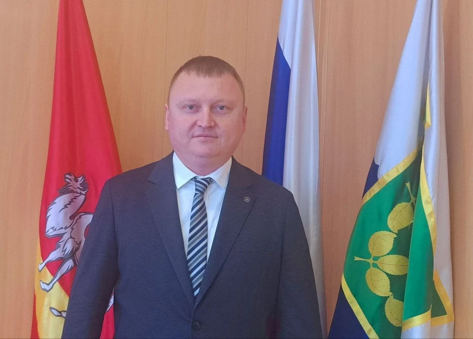 Михаил Панарин предупредил, что от его имени начали действовать мошенники. Фото: личная страница главы Чебаркуля в соцсетях