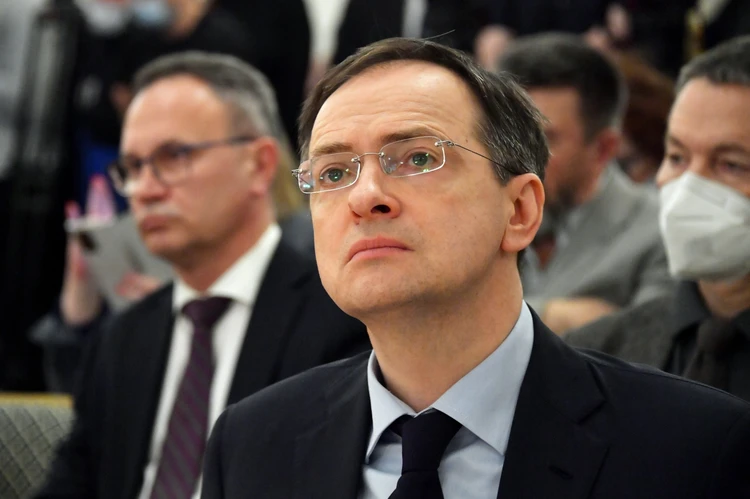 Жас азиялық қыздардың үй порносы