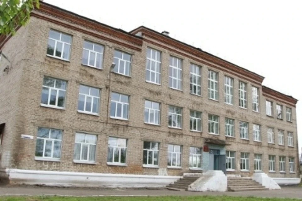 Так выглядело старое здание школы №65. Фото: администрация Ижевска