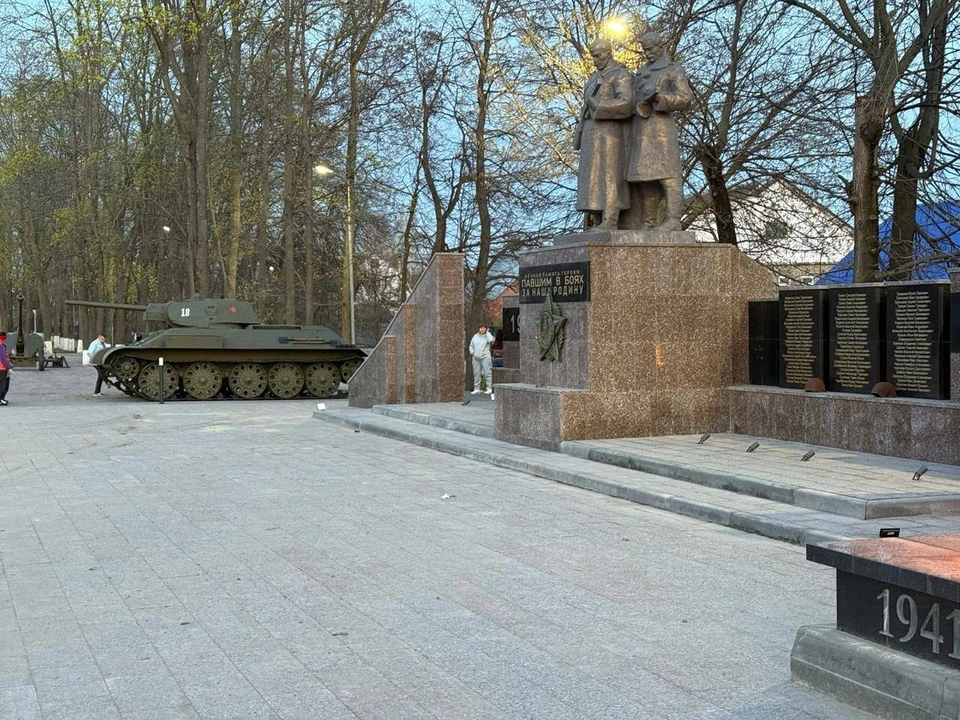 Торжественное открытие памятника состоится 9 мая, но уже сейчас на него могут посмотреть все желающие.