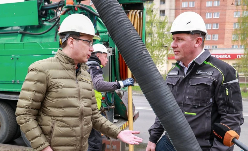 Юрий Шалабаев проверил реконструкцию коллектора на Мещерском бульваре. Фото: телеграм-канал Юрия Шалабаева.
