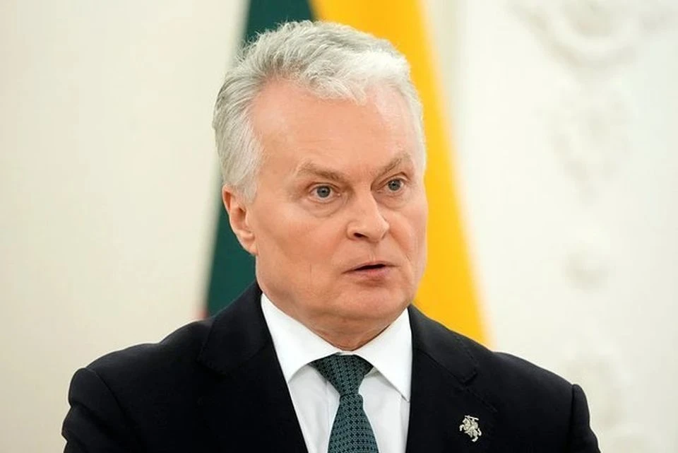 Президент Литвы Науседа подписал закон об изъятии у россиян ВНЖ за поездки в РФ