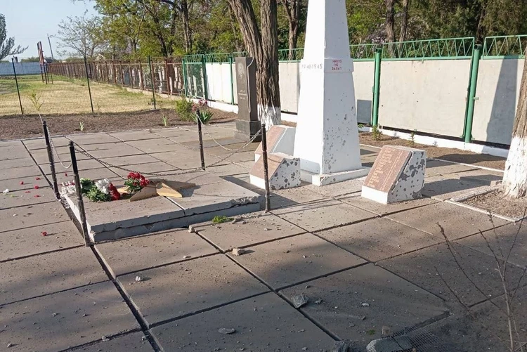 «Это проявление крайнего цинизма»: Киевские боевики атаковали мемориал героев Великой Отечественной войны