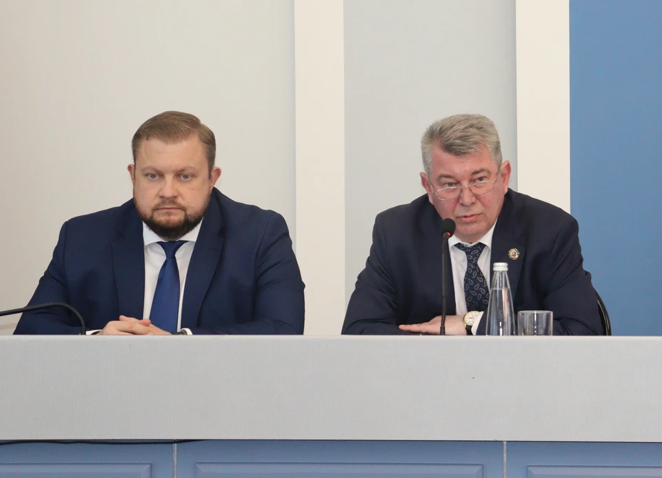 Роман Волошин покидает пост главы Батайска – временным руководителем назначен Валентин Кукин. Фото: администрация Батайска