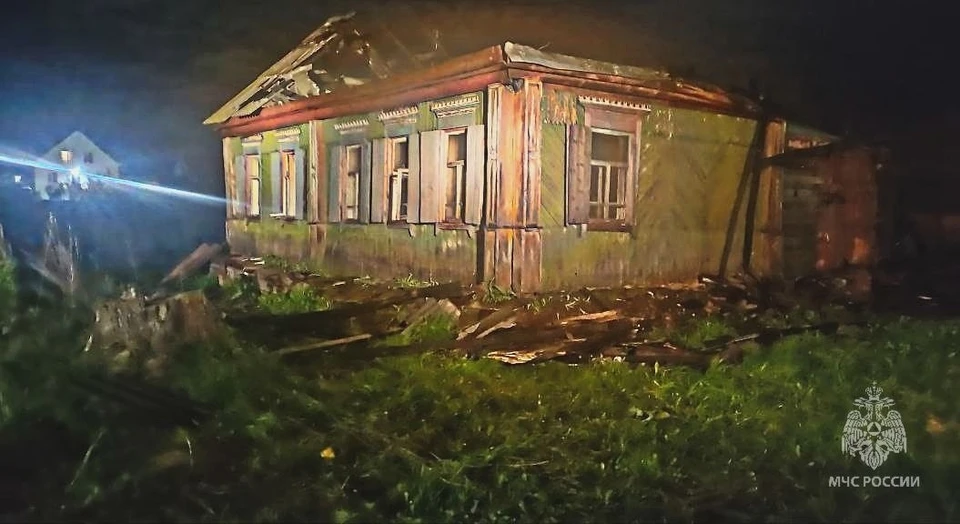Причину возгорания сейчас выясняют эксперты.