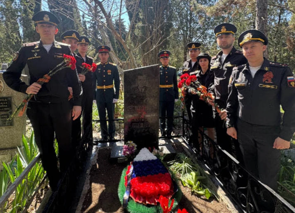 Могилу привели в порядок. Фото: пресс-служба 107 военной прокуратуры гарнизона