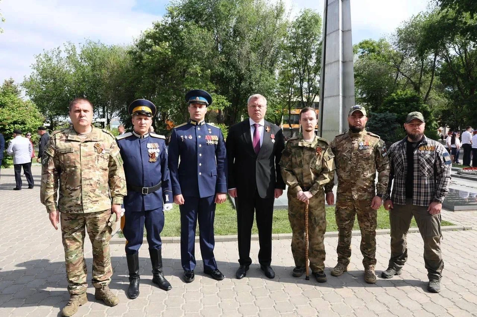 Губернатор также отметил связь поколений