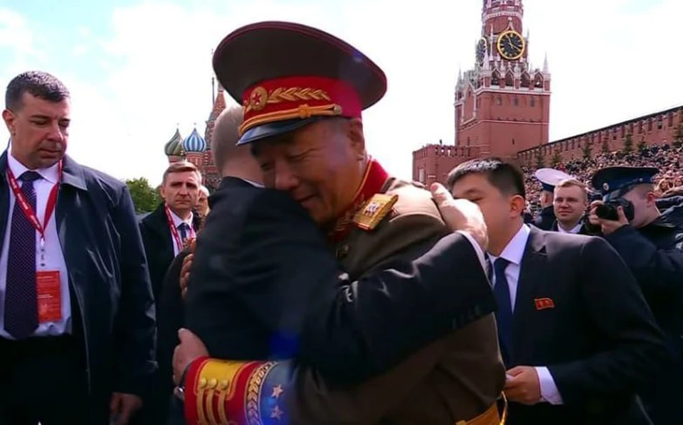 Президент России поблагодарил военных КНДР. Фото: кадр видео