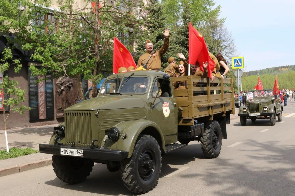 По Кемерову прокатился «Автополк».