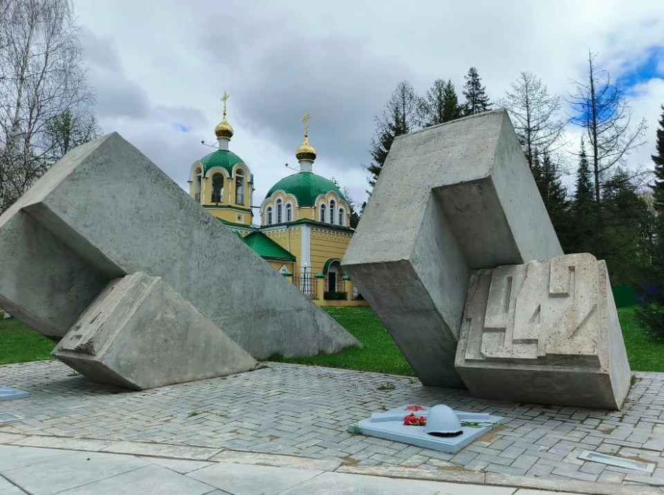 Одно из кладбищ в городской черте оказалось связанным со слухами о настоящих призраках. Фото: Дана Солнцева