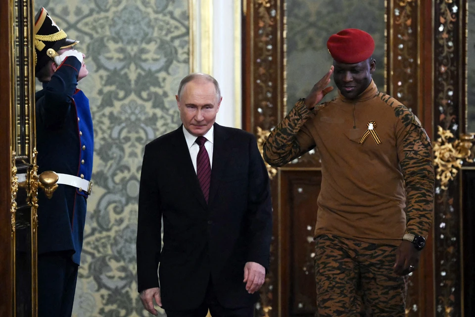Владимир Путин продолжает ряд встреч с главами иностранных государств, которые прибыли в Москву
