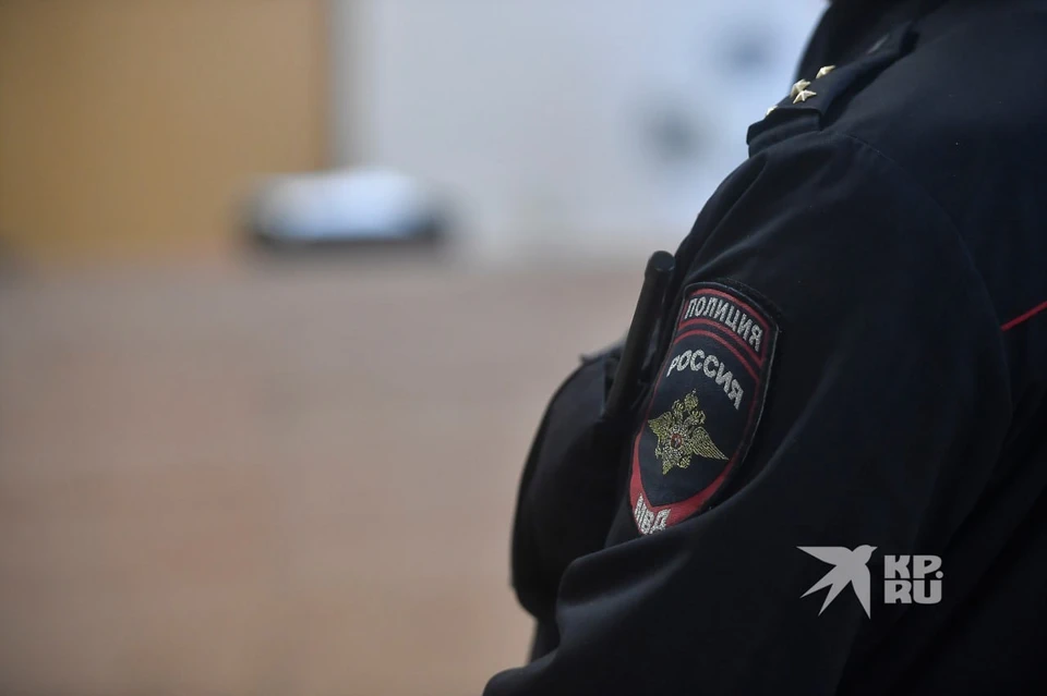 Компания школьников была знакома с мужчинами несколько месяцев