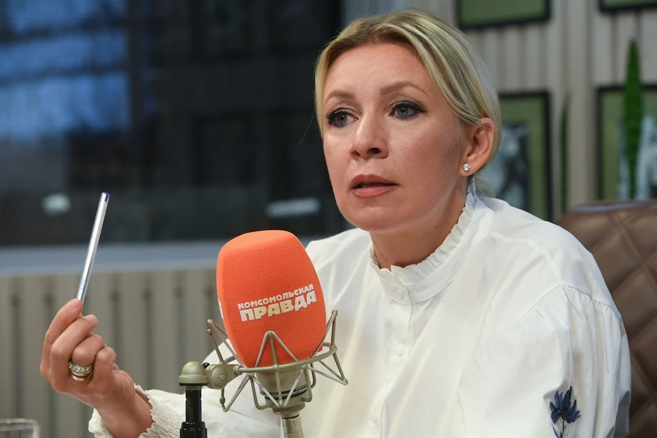Захарова заявила, что РФ помнит об отказе Зеленского на Парижском саммите 2019