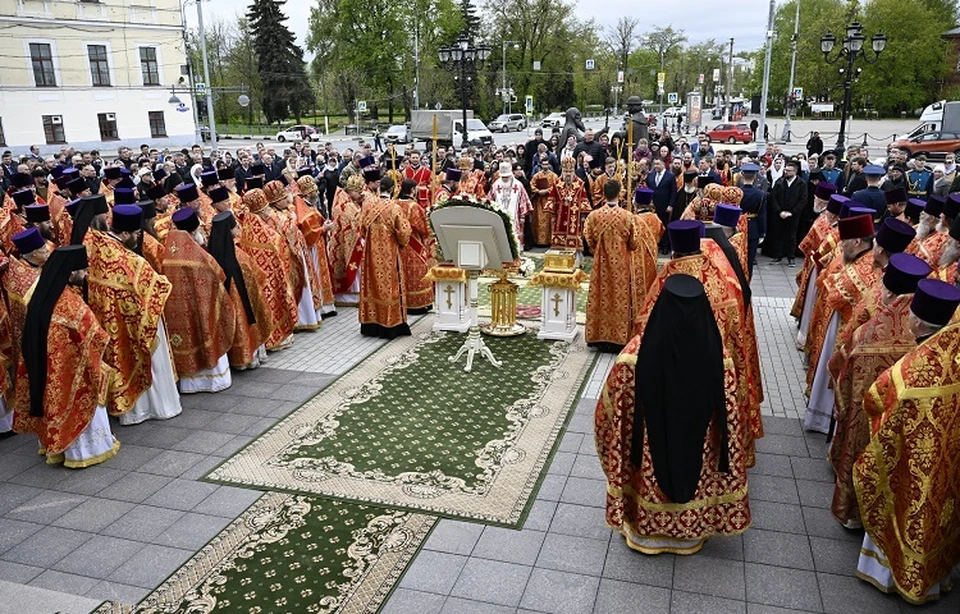 Ковчег встречали в Спасо-Преображенском соборе. Фото: ПТО