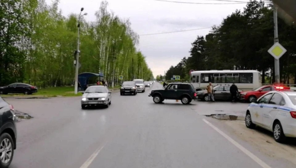Два человека пострадали в массовом ДТП с участием автобуса в Дзержинске. Фото: пресс-служба УГИБДД по Нижегородской области.
