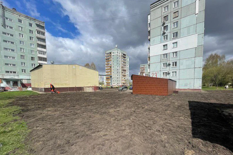 СГК продолжает в Кемерове благоустройство участков после работ на тепловых сетях. Фото: Пресс-служба СГК