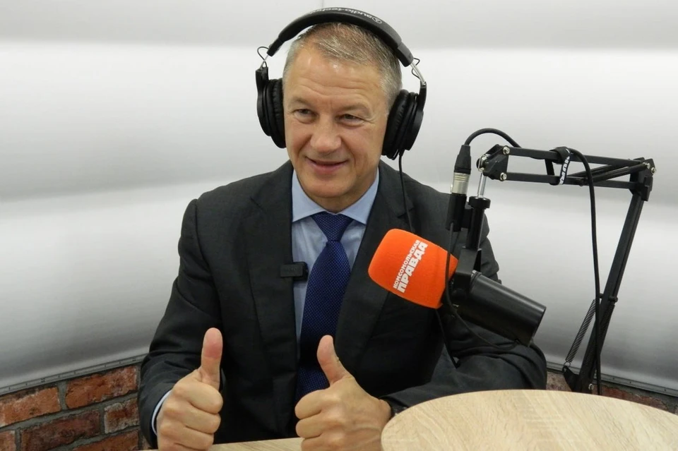 Аркадий Фомин с детства читает «Комсомольскую правду».