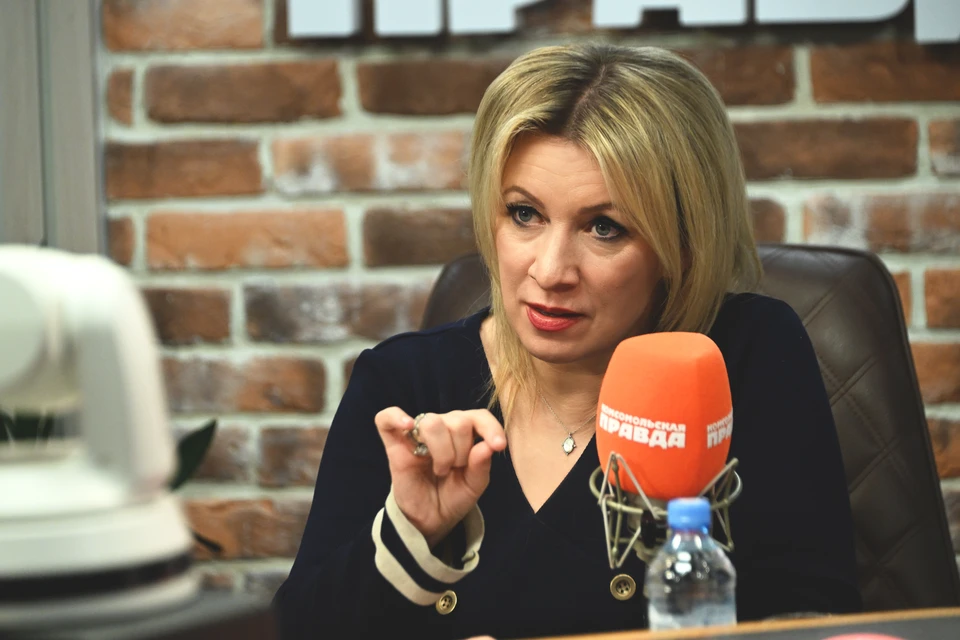 Захарова: Украинцы должны не дать советчикам сбить себя с пути урегулирования