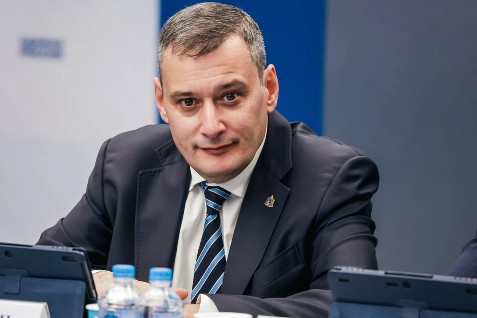Александр Хинштейн