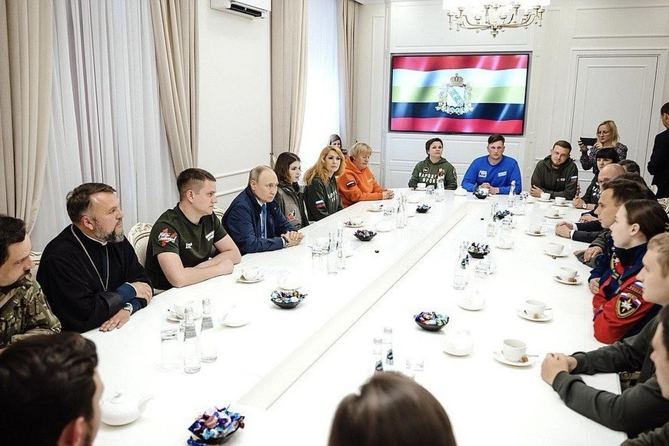 Путин заявил, что пока ситуация в курском приграничье остается сложной. Фото: сайт Президента РФ