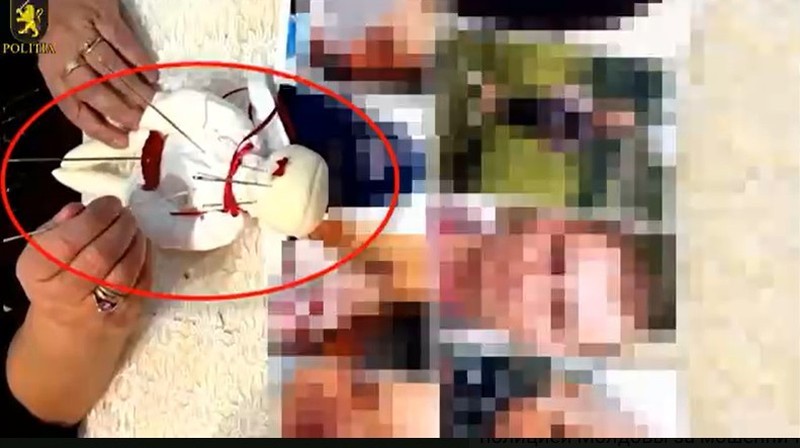 С помощью таинственных ритуалов мошенники смогли убедить жертву расстаться с деньгами. Фото: скрин с видео