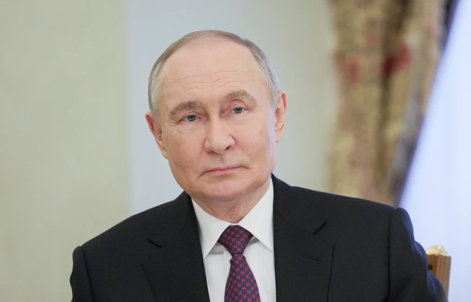 Владимир Путин поручил принять меры для снижения риска банкротства застройщиков