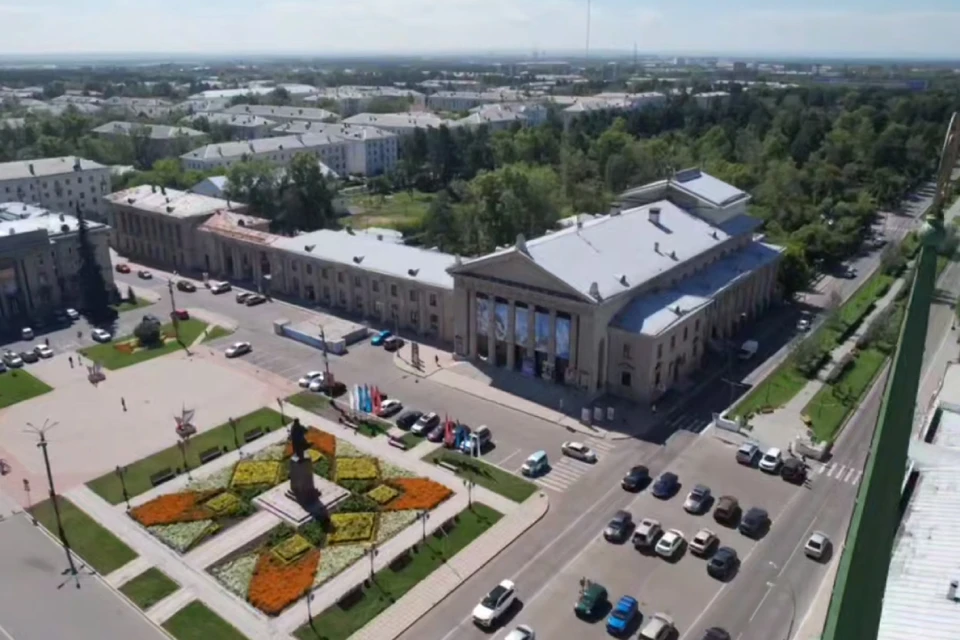 Губернатор Игорь Кобзев поздравил жителей Ангарска с Днем города.