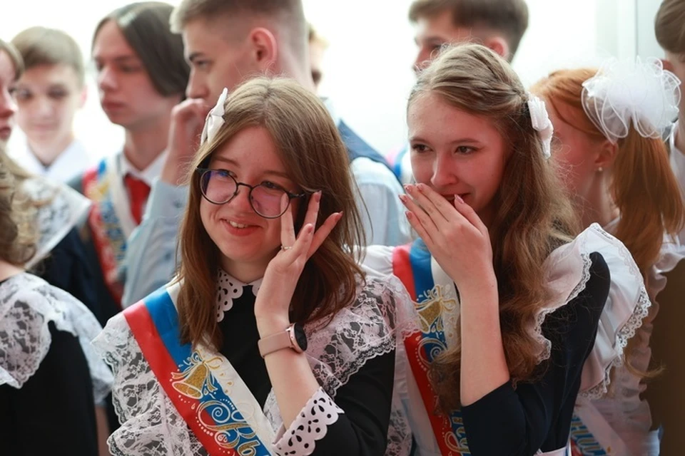 Глава республики пожелал юным крымчанам воплотить свои мечты в жизнь