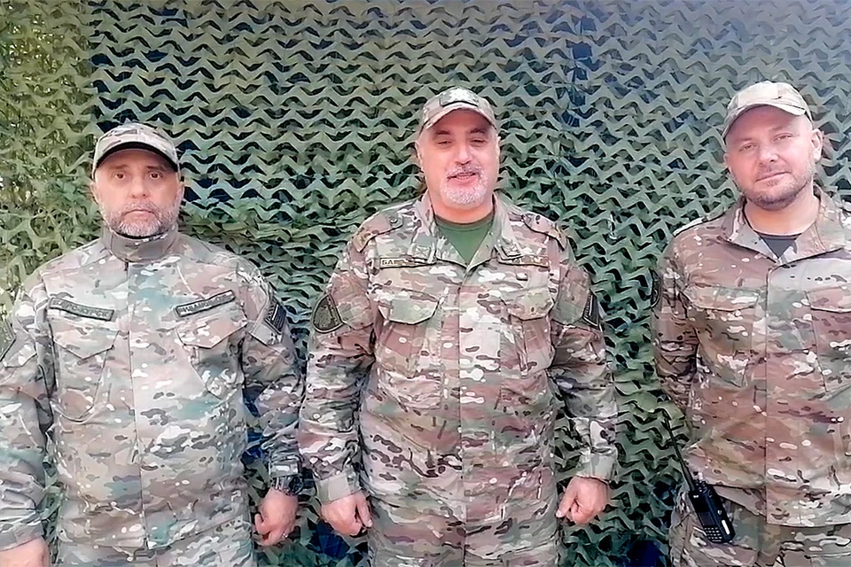 Военнослужащие добровольческой бригады «БАРС-Курск» в день 100-летия газеты «Комсомольская правда» записали поздравление для всего коллектива редакции.