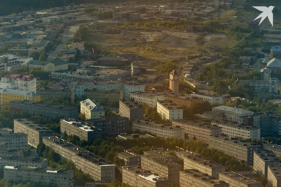 Не в первый раз по дороговизне «квадрата» Кировск занимает первое место, обгоняя даже Мурманск - 129 535 рублей против 103 259 рублей.