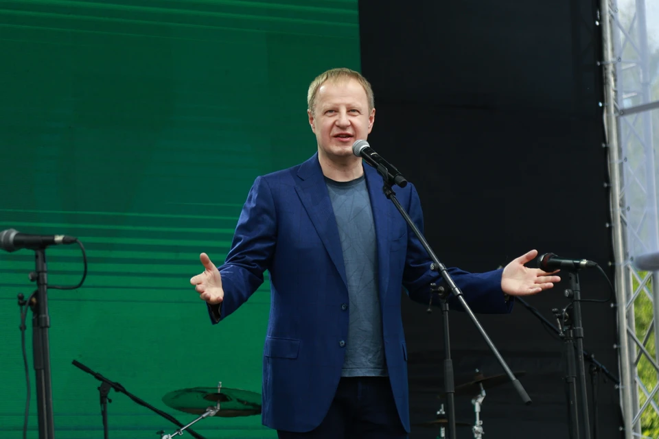 Виктор Томенко напомнил, что сейчас в регионе действует 41 мера поддержки военнослужащих, участвующих в СВО