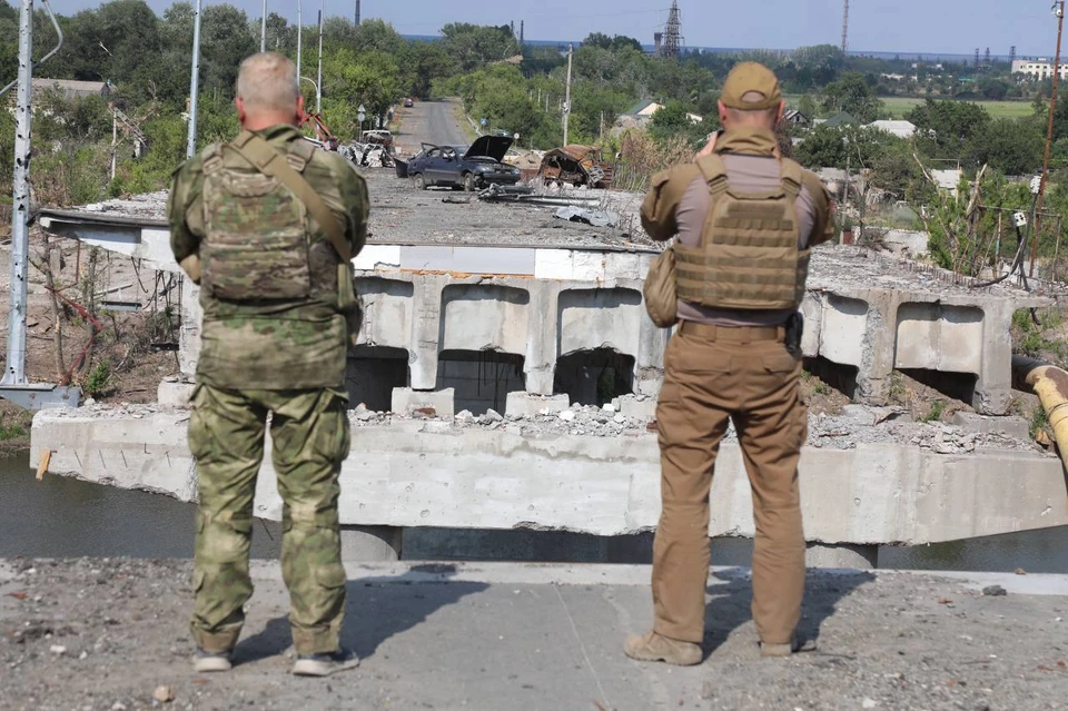 Российские военные взяли в плен боевиков ВСУ, прятавшихся в Часовом Яре