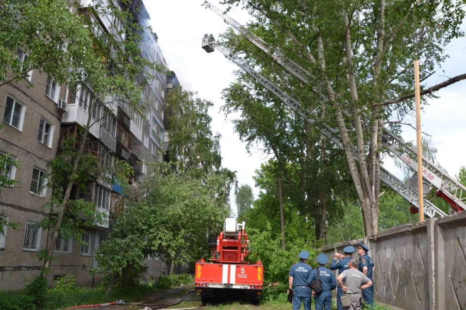 Пожар в жилом доме на улице Пермякова локализовали в Нижнем Новгороде