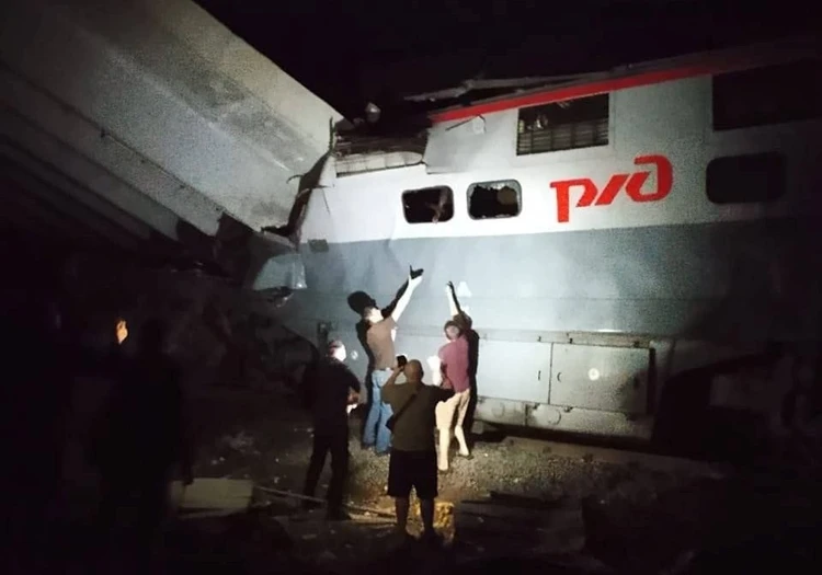 3 человека погибли и 28 пострадали при обрушении моста в Брянской области