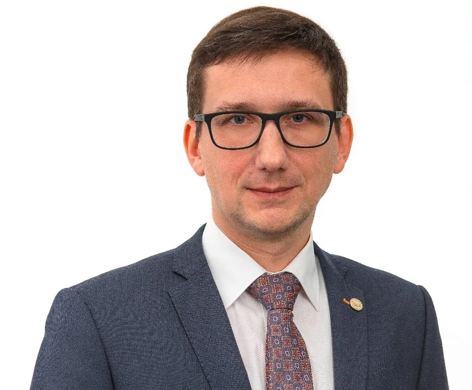 Павел Золотарев с 2021 года работал в самарском минздраве. Фото: https://vk.com/minzdrav_63