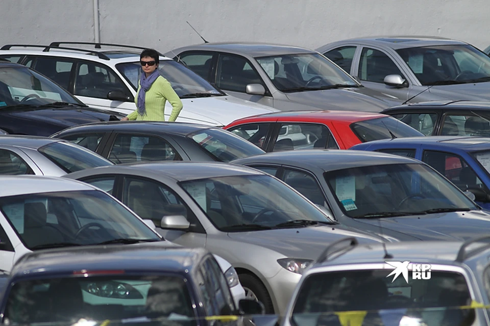 Многие горожане предпочитают покупать новые автомобили