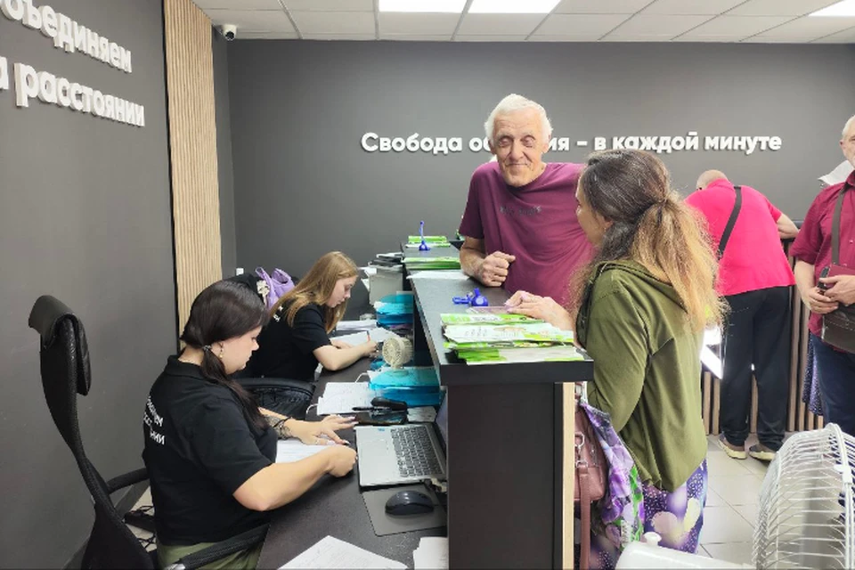 Жители ЛНР должны пройти идентификацию, если их паспортные данные не соответствуют действующему законодательству.