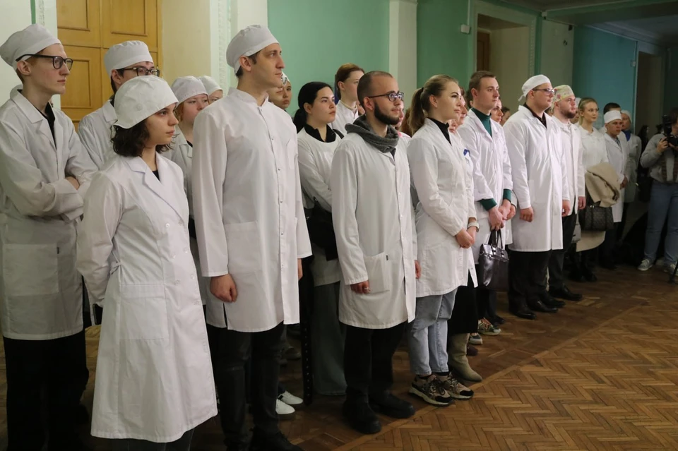 В Севастополе стало больше медицинских работников, а значит, попасть к врачу или фельдшеру можно будет быстрее. Фото: ТГ-канал департамента здравоохранения г. Севастополя