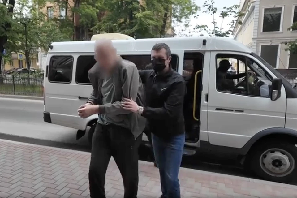 Житель Феодосии собрал и привез в Севастополь бомбу с гвоздями