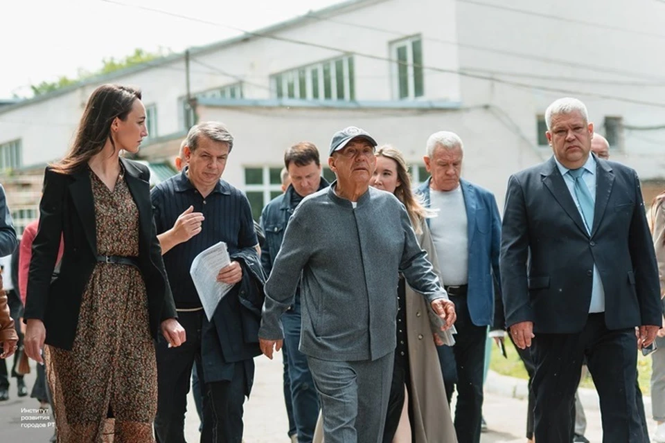 Рустам Минниханов поручил изучить мировой опыт при разработке детальной концепции. Фото: пресс-служба института развития городов Татарстана
