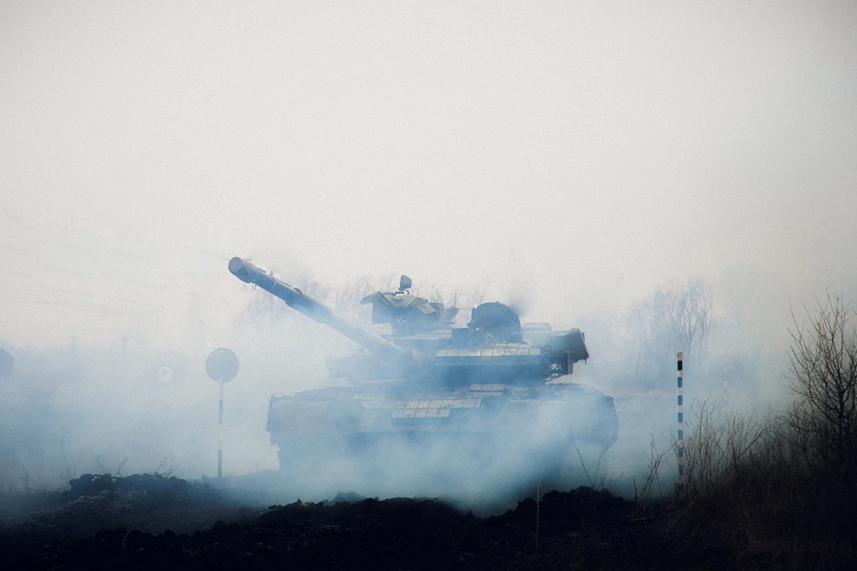 Украинские военные расстреляли из танка больницу, где их вылечили.