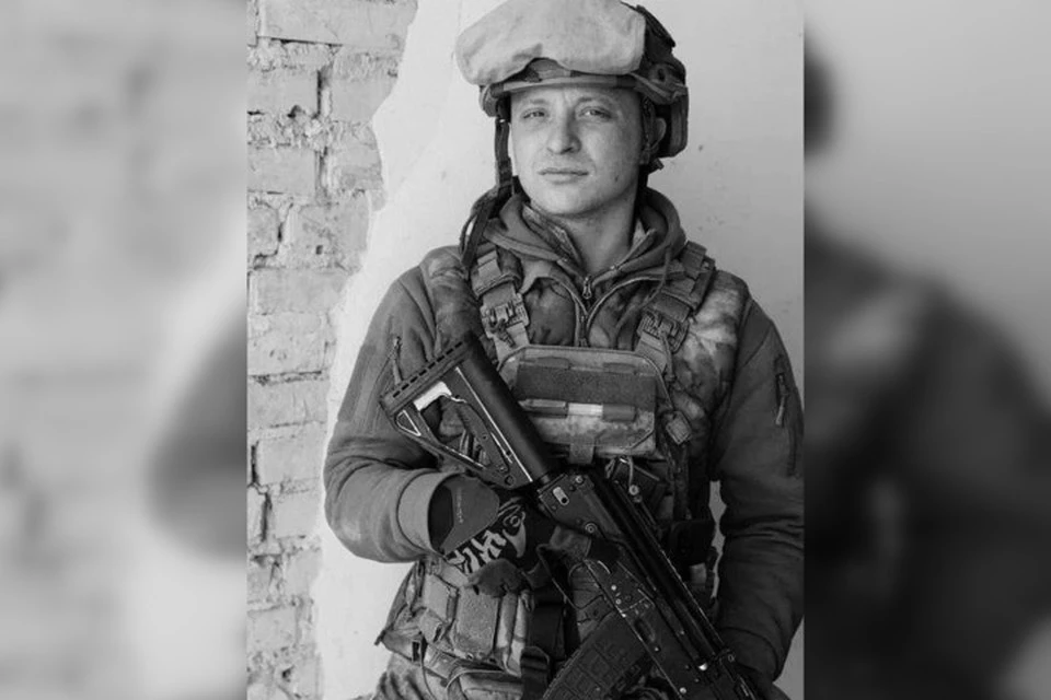 Пушилин почтил память Романа Воробьева, погибшего два года назад. Фото: ТГ/Пушилин