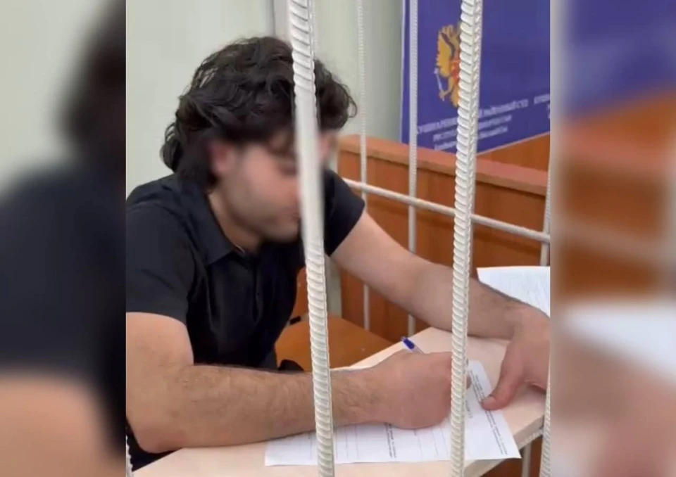 В Кушнаренковском районе двое местных жителей обвиняются в похищении девушки.