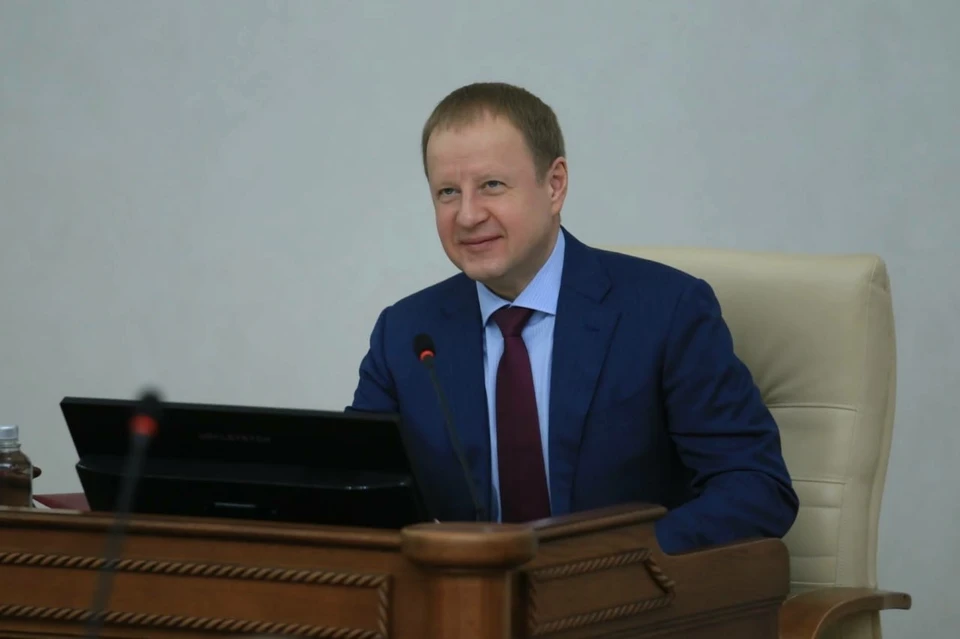 Губернатор Алтайского края Виктор Томенко предложил ввести квоты для ветеранов СВО на предприятиях региона. Фото: Telegram-канал Виктора Томенко.
